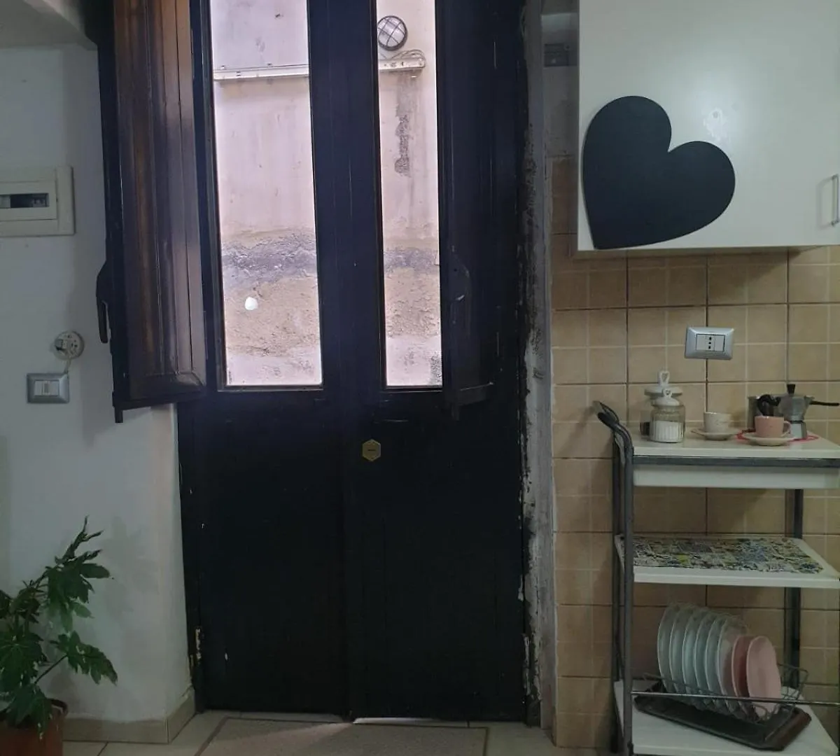 Brunos Apartaments Catania 0*,